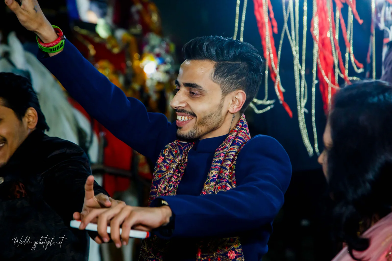 Geetika & Mayank Photo 5