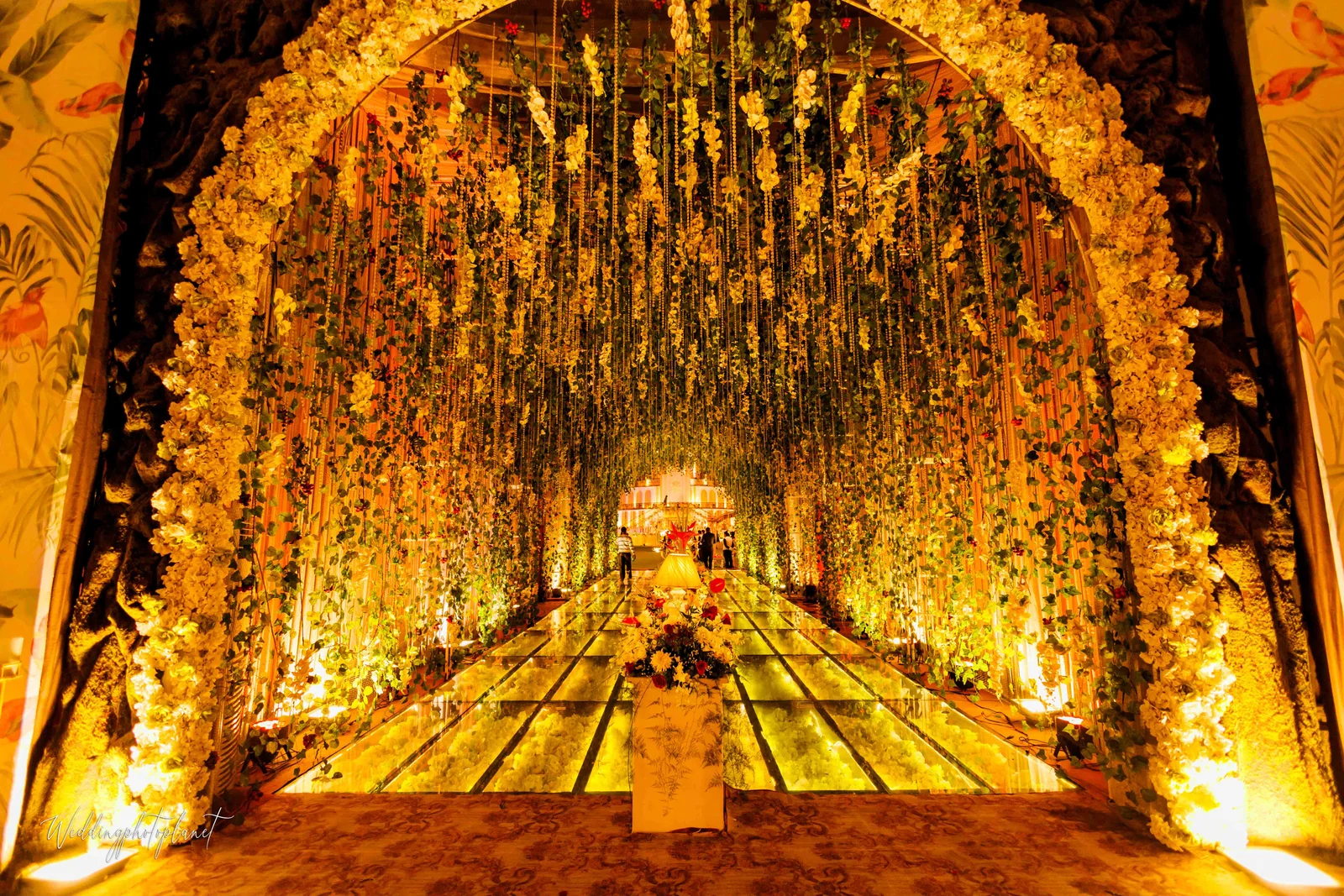 Shubhangi & Mohak Photo 10