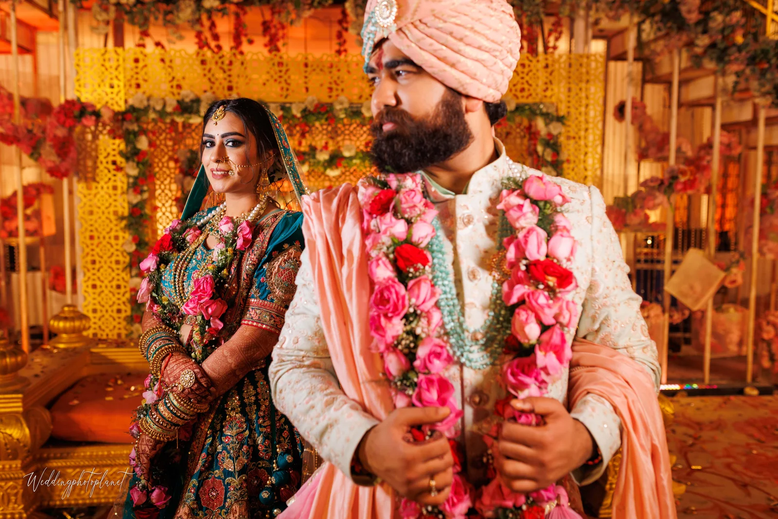 Shubhangi & Mohak Photo 6