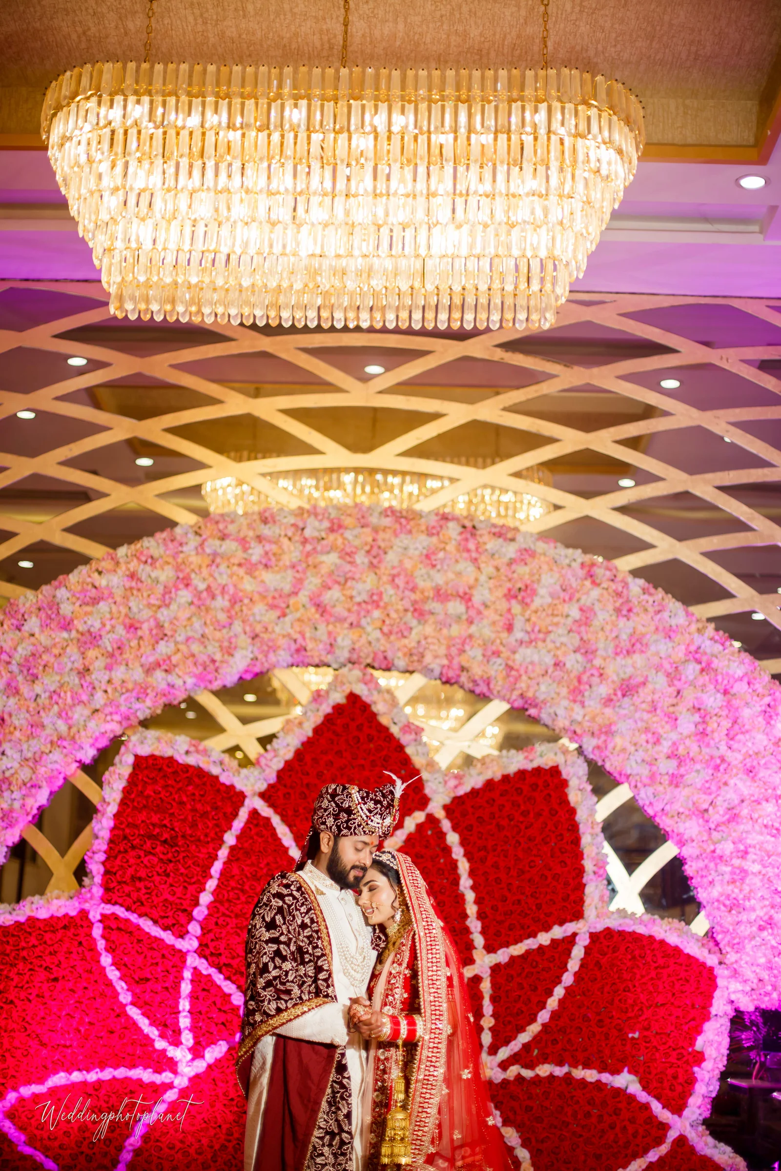 Vaishali & Deepender Photo 11