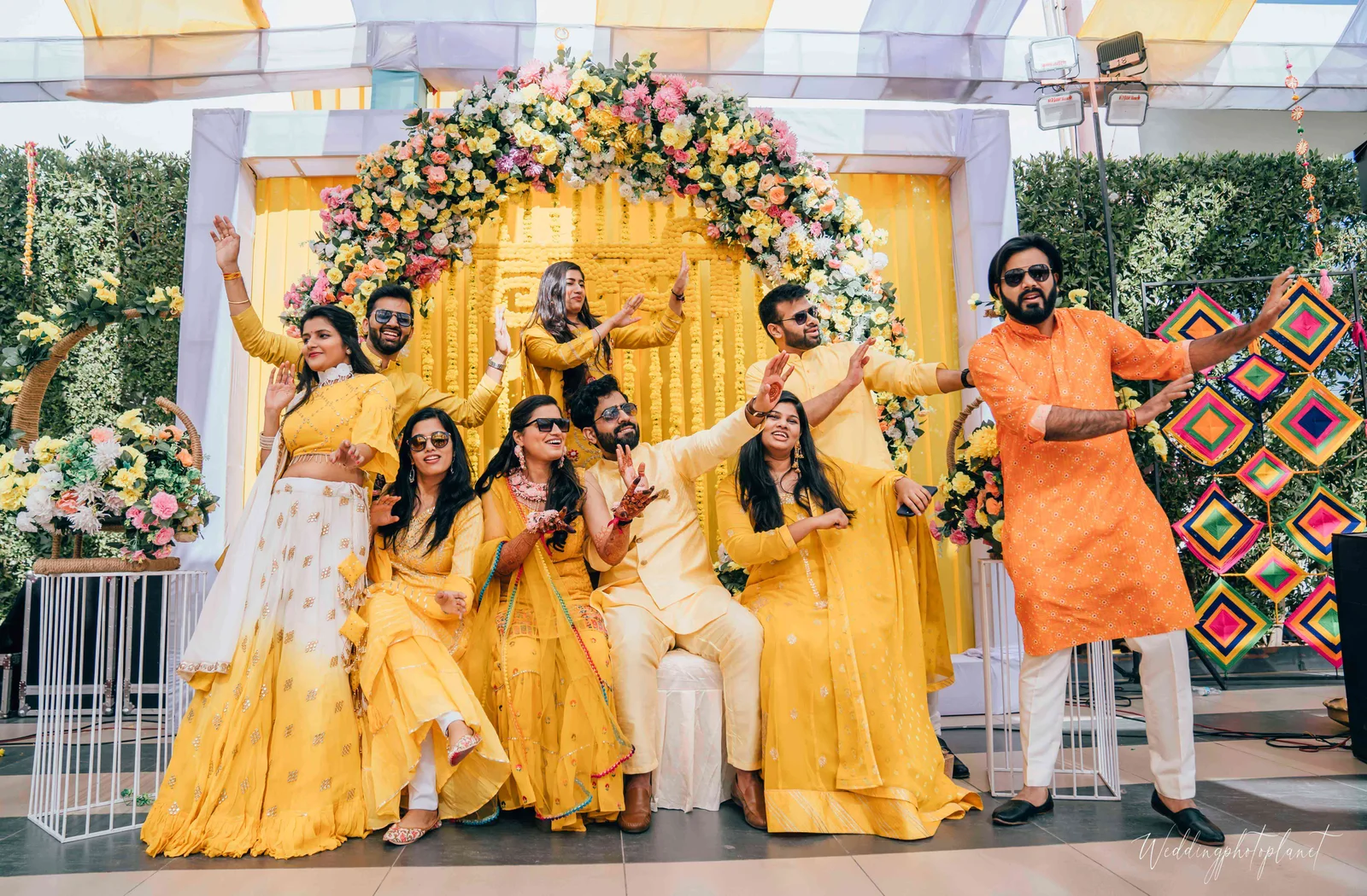 Kunal & Anuradha Photo 1