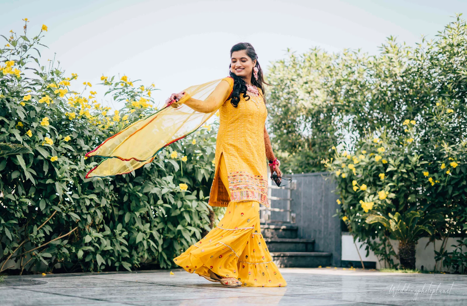 Kunal & Anuradha Photo 5