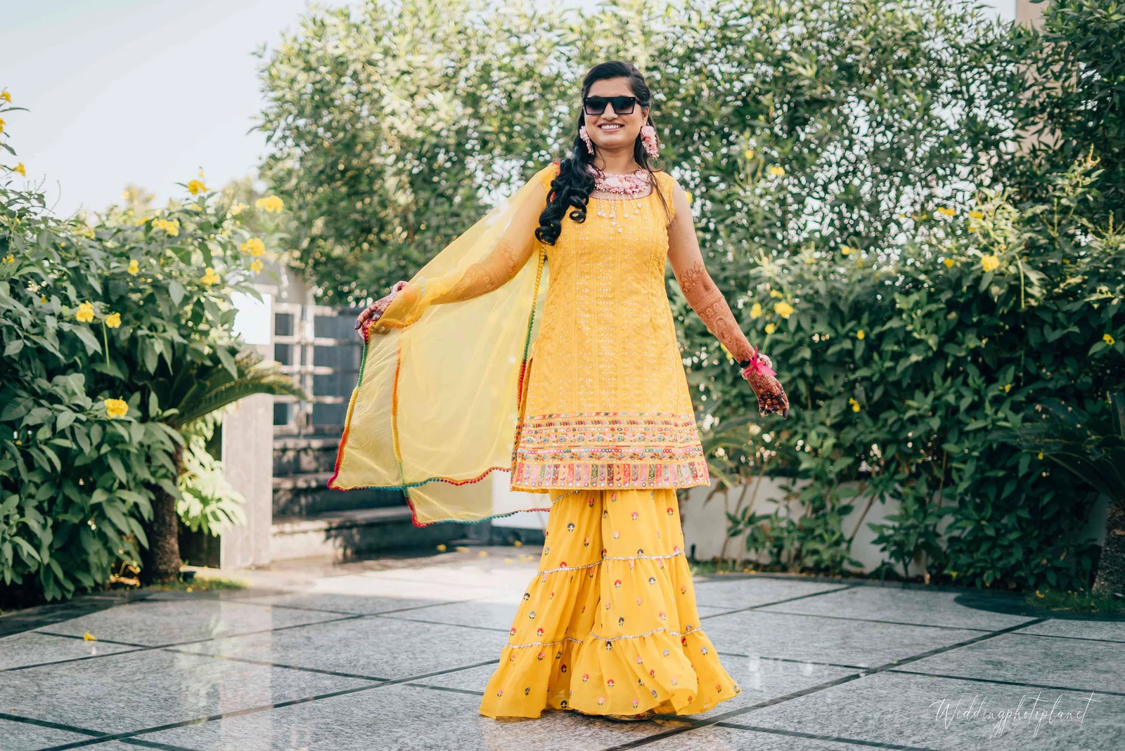 Kunal & Anuradha Photo 8