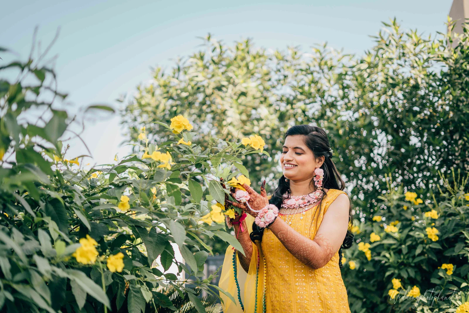 Kunal & Anuradha Photo 11