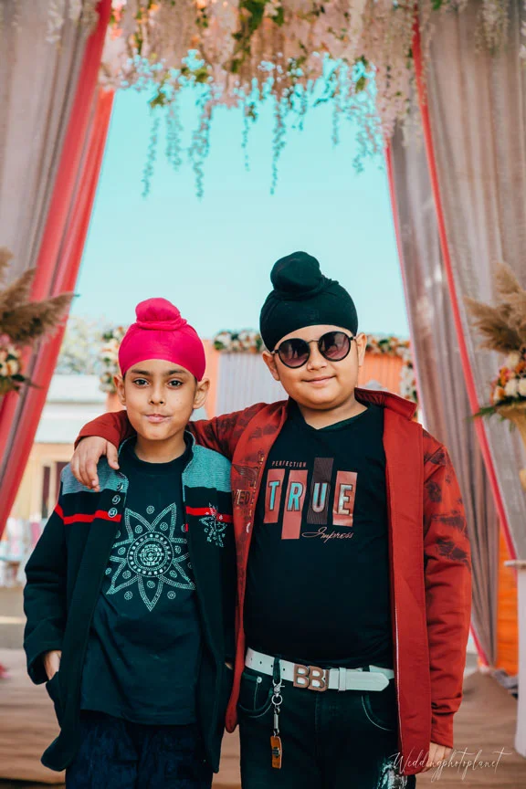 BHAVNEET & GURNEET Photo 23